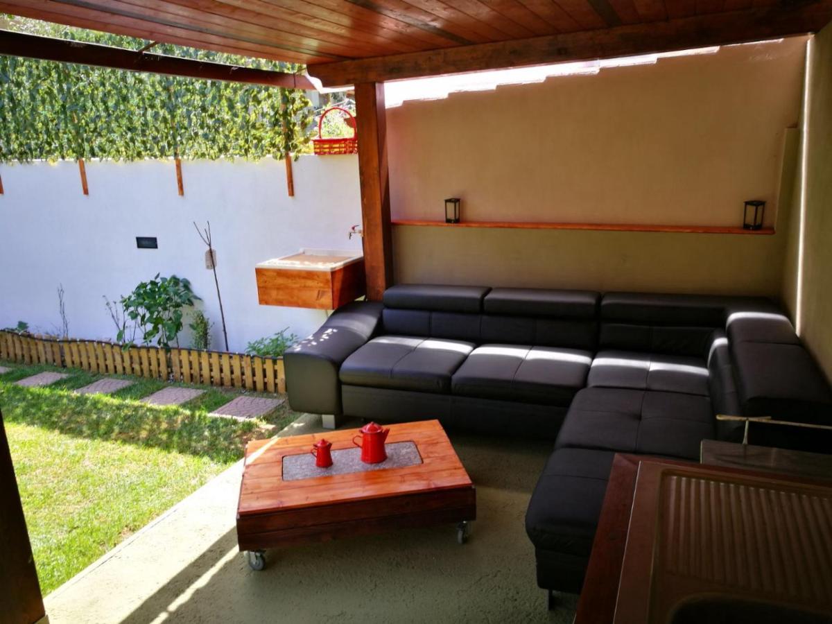 B&B Filomena Santa Giusta Eksteriør bilde