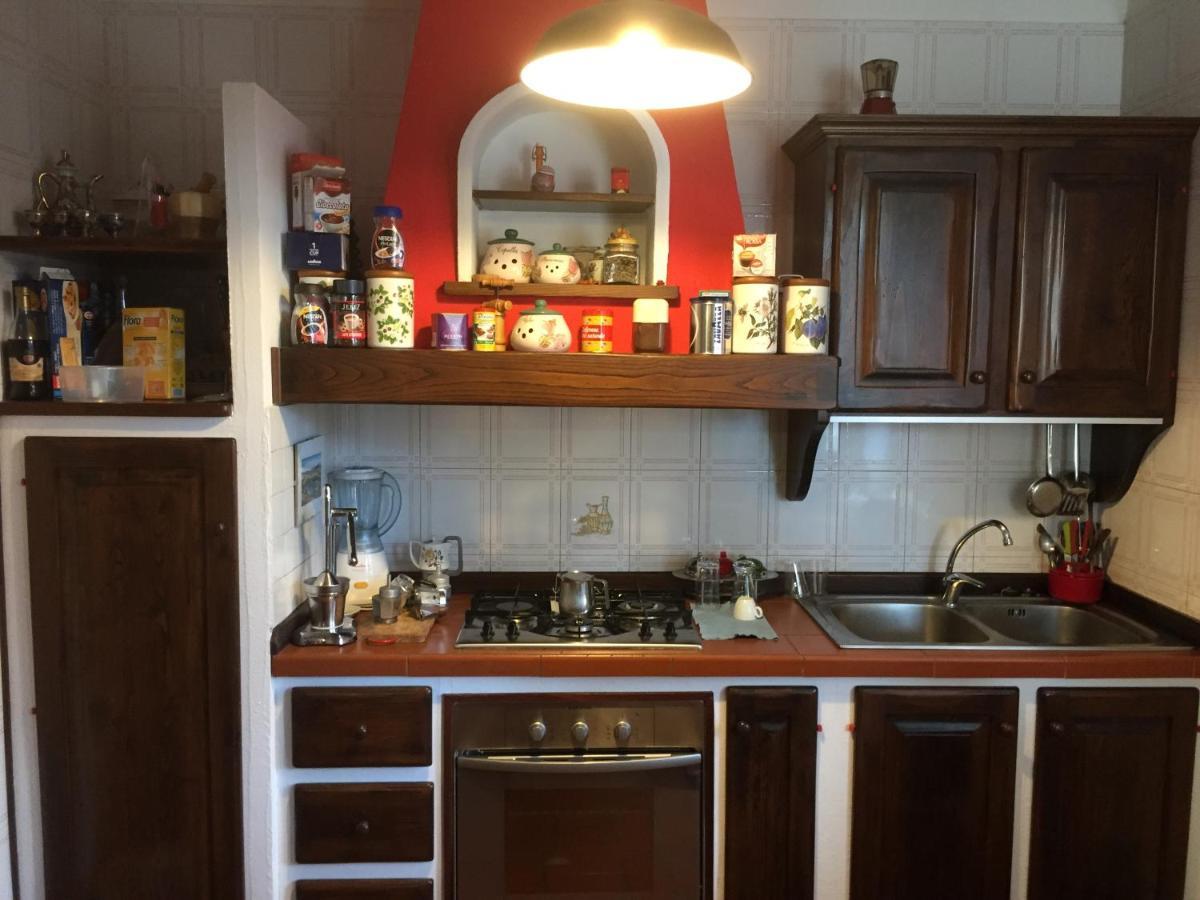 B&B Filomena Santa Giusta Eksteriør bilde