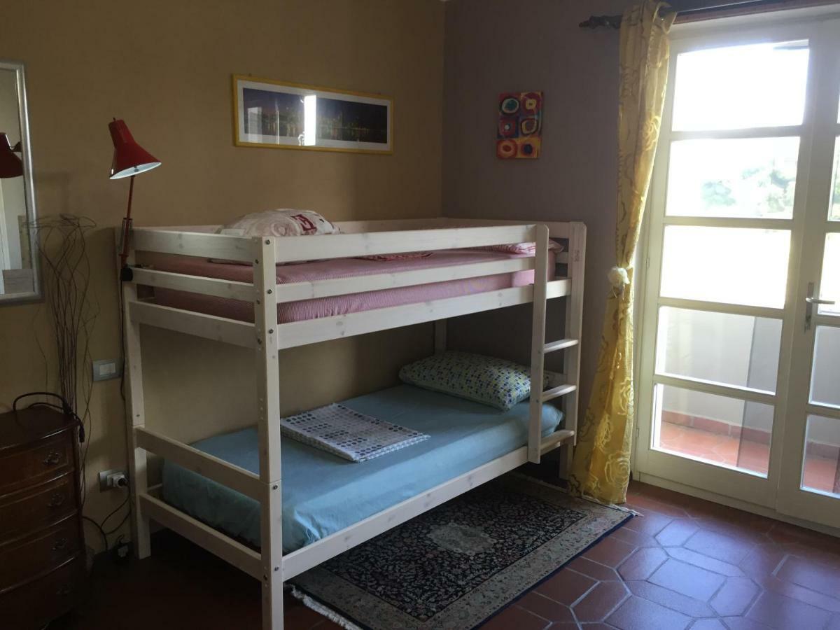 B&B Filomena Santa Giusta Eksteriør bilde